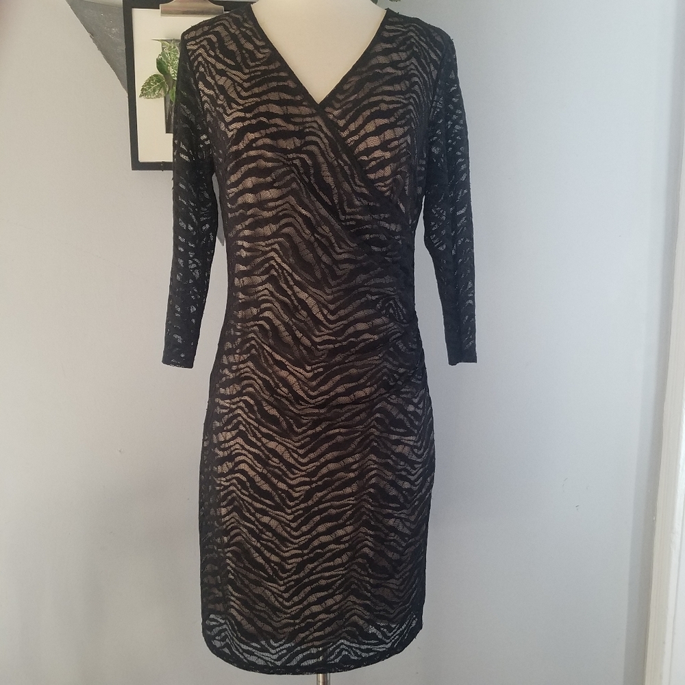Diane‎ Von Furstenberg Lace Surplice Wrap Dress 2